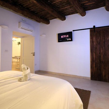 Ai 13 Gradoni Di Chiaia Bed & Breakfast Наполи Екстериор снимка