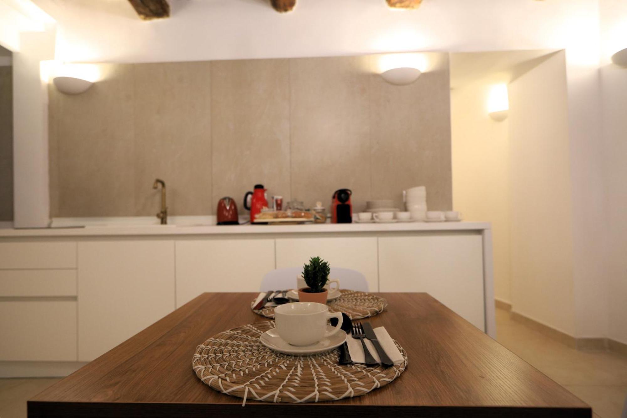 Ai 13 Gradoni Di Chiaia Bed & Breakfast Наполи Екстериор снимка