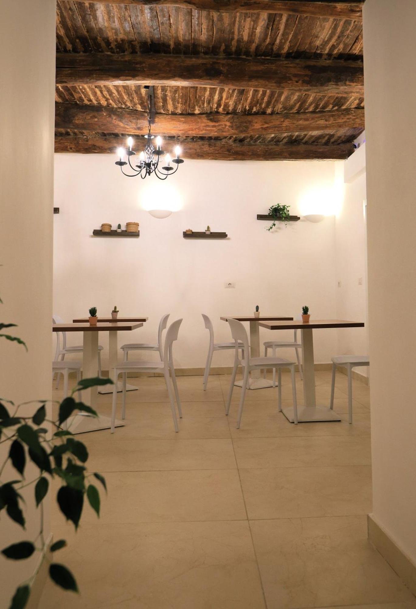 Ai 13 Gradoni Di Chiaia Bed & Breakfast Наполи Екстериор снимка